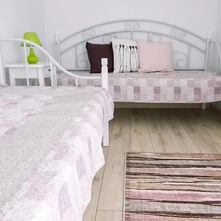 Appartement просторные светлые Silena в стиле прованс Oezjhorod